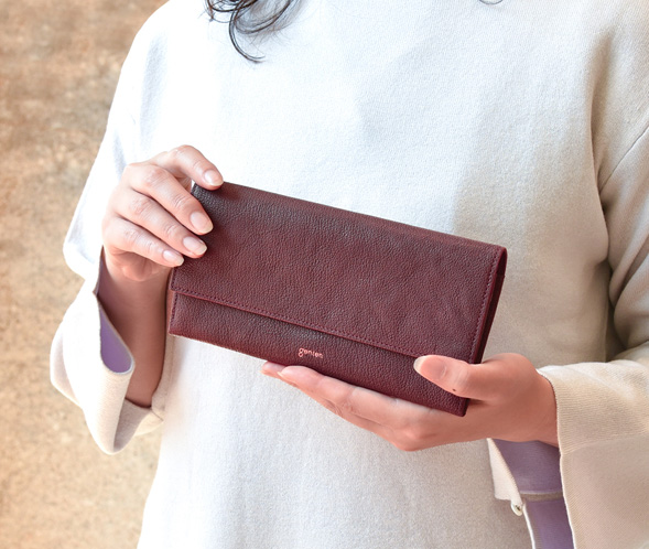 【web限定】フレスコ　フラップ長財布
