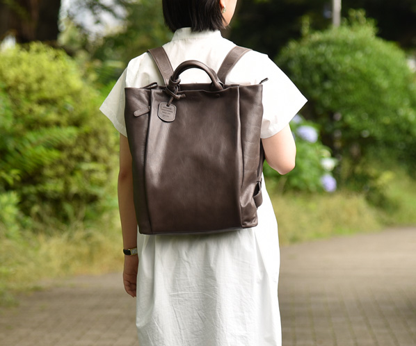 豊富なギフト 希少美品✨ゲンテン✨アヴィラヌオーバ✨シボ革✨牛革