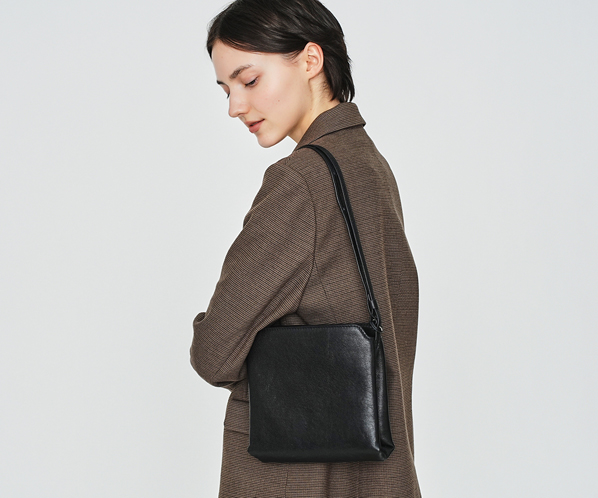 エッセンシャルゴート　ミニショルダー 詳細画像 クロ 21