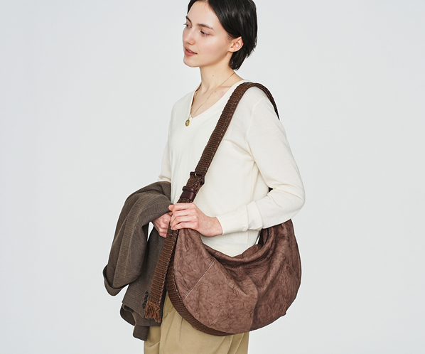 【直営店・WEB限定】アマカ ショルダーバッグ大 詳細画像 ダークブラウン 21