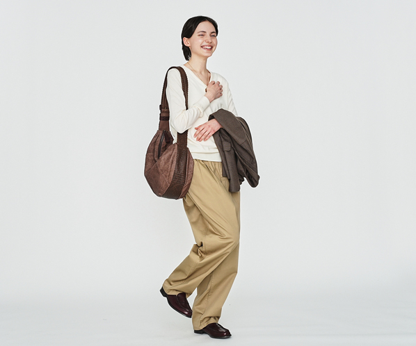 【直営店・WEB限定】アマカ ショルダーバッグ大 詳細画像 ダークブラウン 25