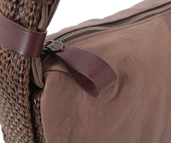 【直営店・WEB限定】アマカ ショルダーバッグ大 詳細画像 ダークブラウン 6