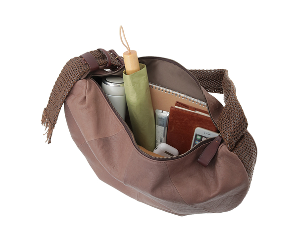 【直営店・WEB限定】アマカ ショルダーバッグ大 詳細画像 ダークブラウン 9