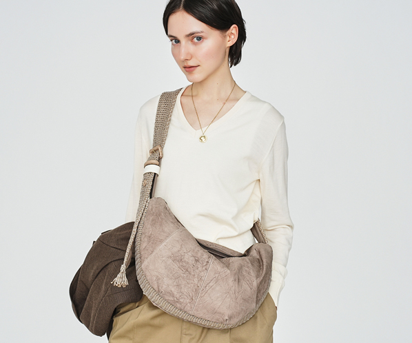 アマカ ショルダーバッグ小 詳細画像 グレー 20