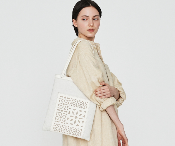 タペストリーカットワーク トートバッグ 詳細画像 アイボリー 21