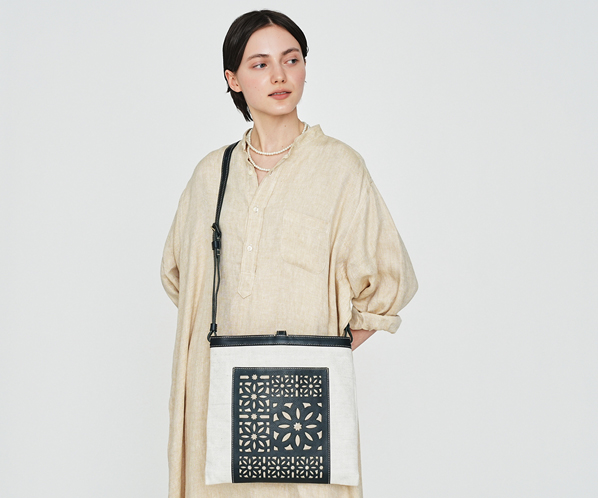 タペストリーカットワーク 2wayショルダーバッグ 詳細画像 ネイビーブルー 21