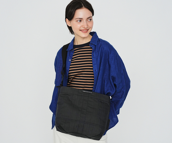 トラブッコ ショルダーバッグ小｜商品一覧 | 革財布、バッグのgenten
