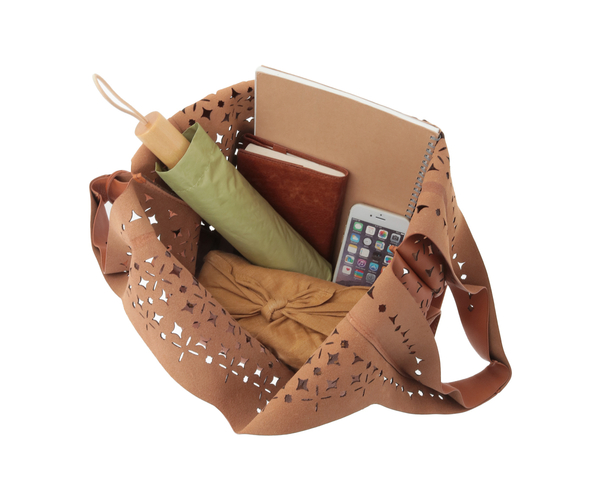 クアドリフォリオ 大 詳細画像 サンドベージュ 10