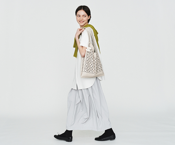 クアドリフォリオ 大 詳細画像 サンドベージュ 23