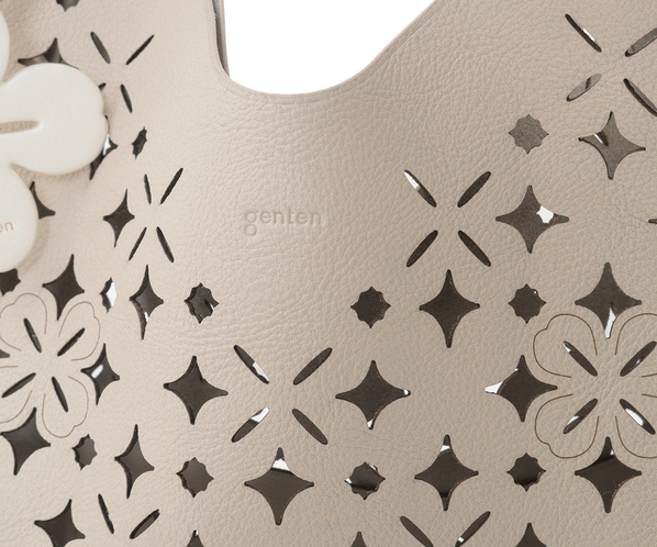 クアドリフォリオ 小 詳細画像 サンドベージュ 6