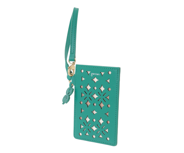 クアドリフォリオ パスケース